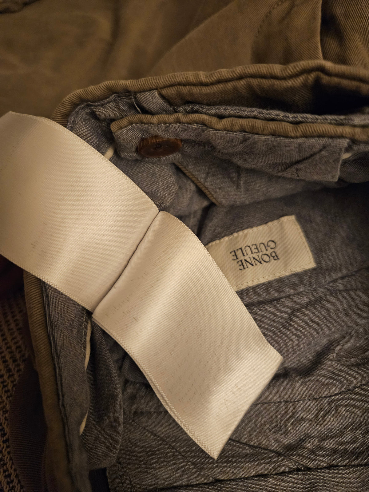 Chino Axel taupe