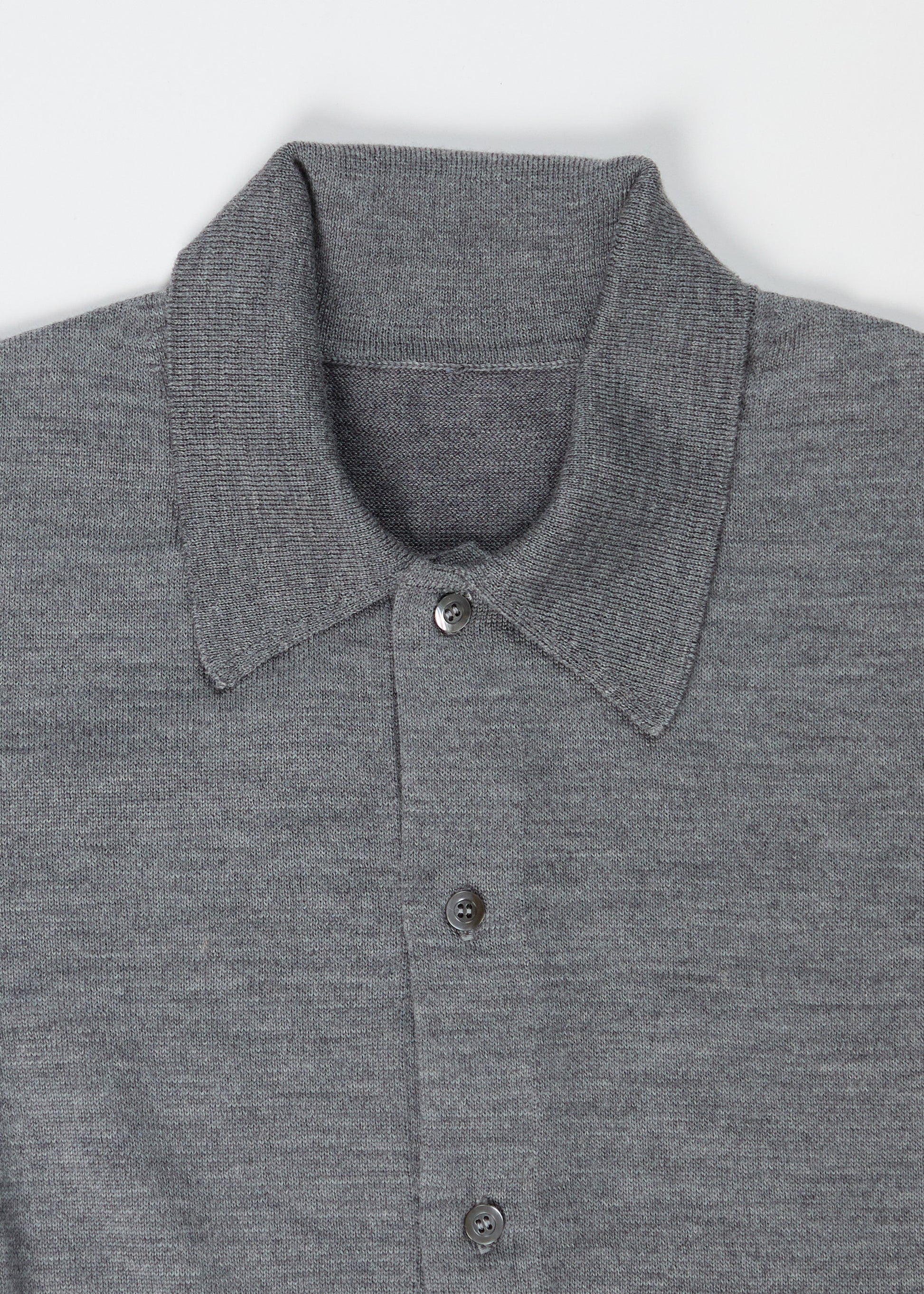Prototype cardigan Bomera