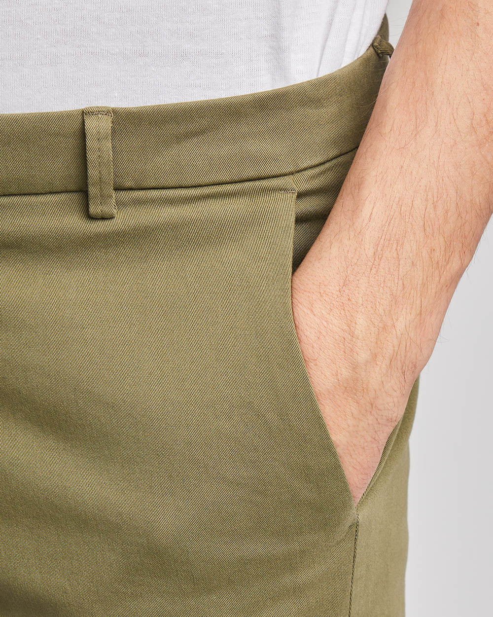 Chino Axel olive