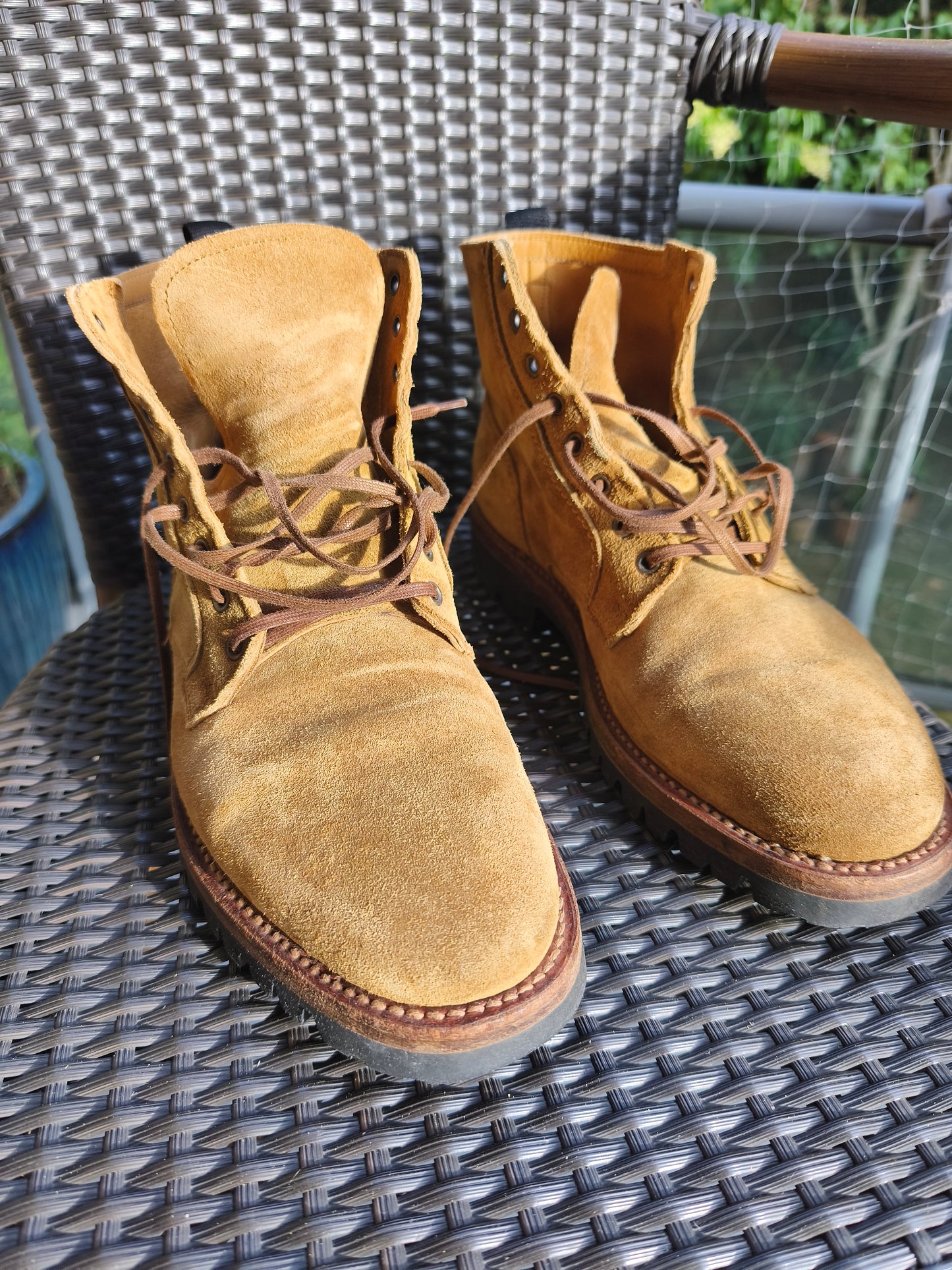 Boots Canberra beige