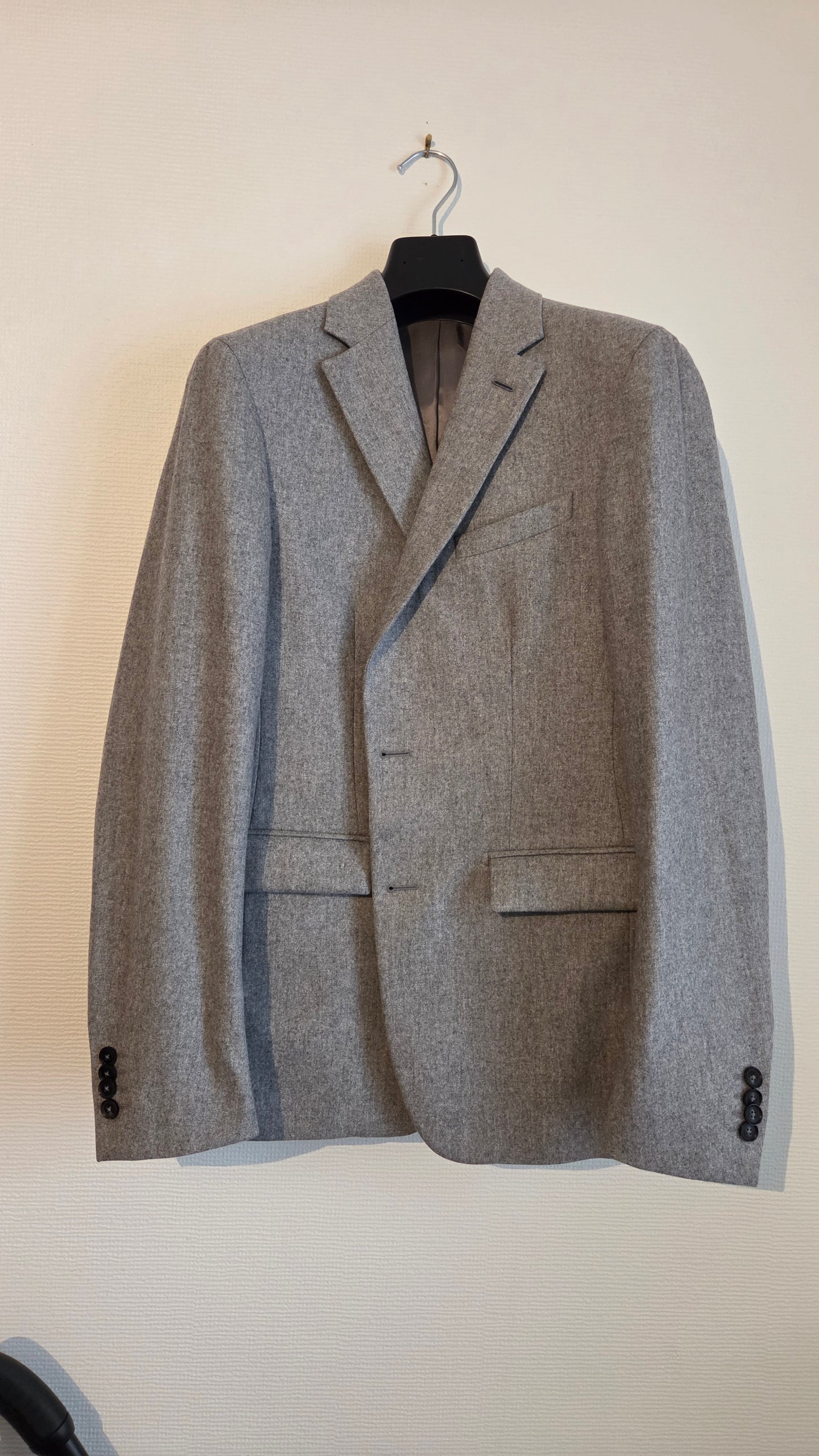 Costume en flanelle grise