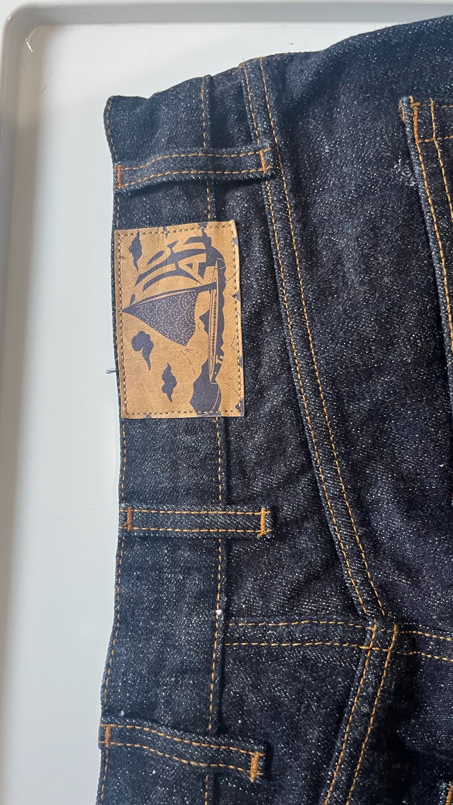 Jean BG10 brut