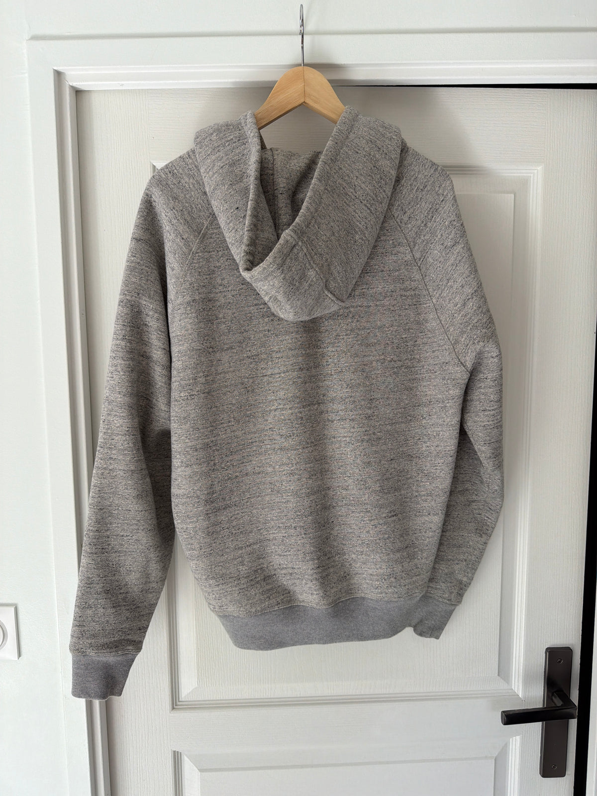 Hoodie Minabe gris