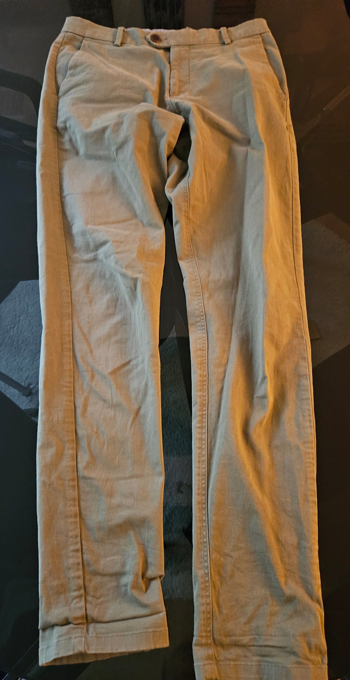 Chino Axel olive