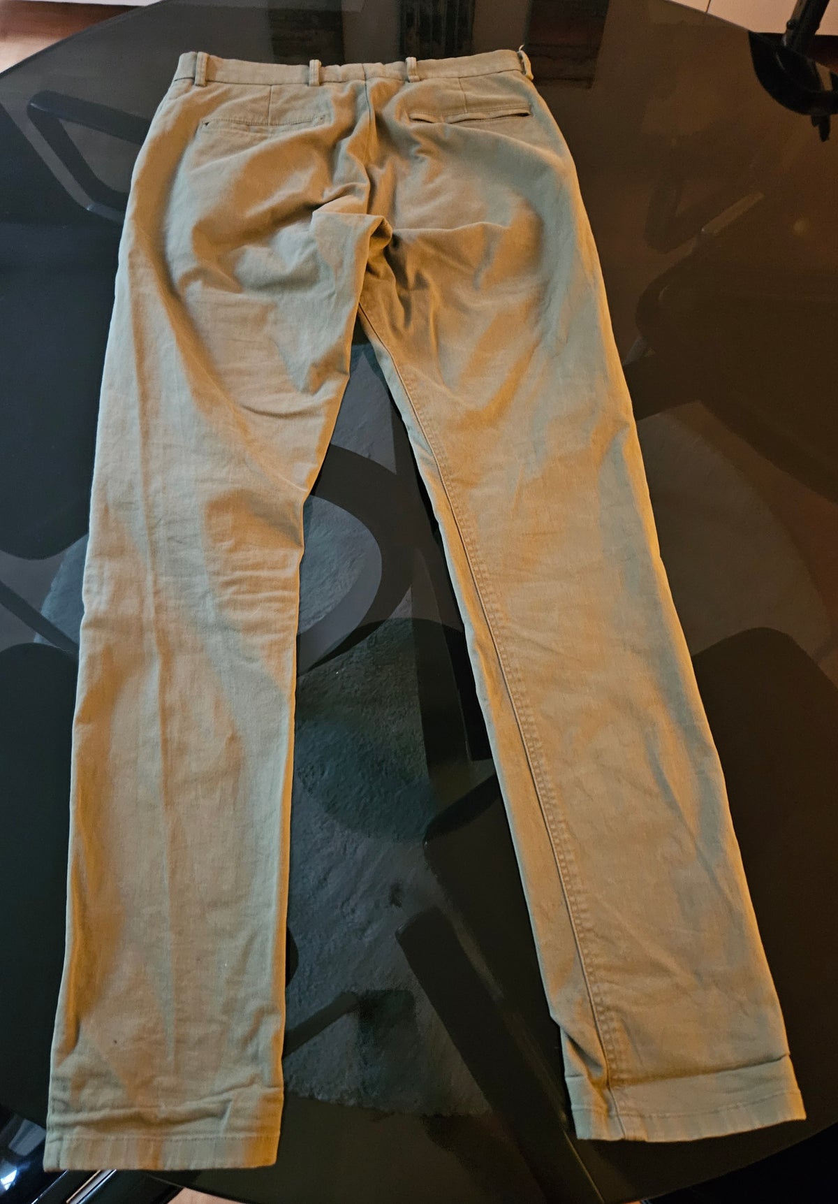 Chino Axel olive