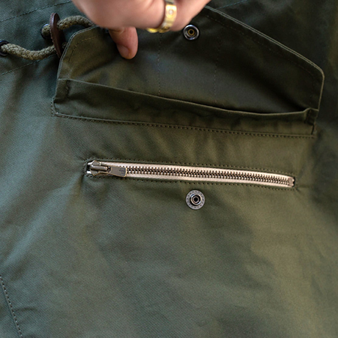 Parka Kestin olive