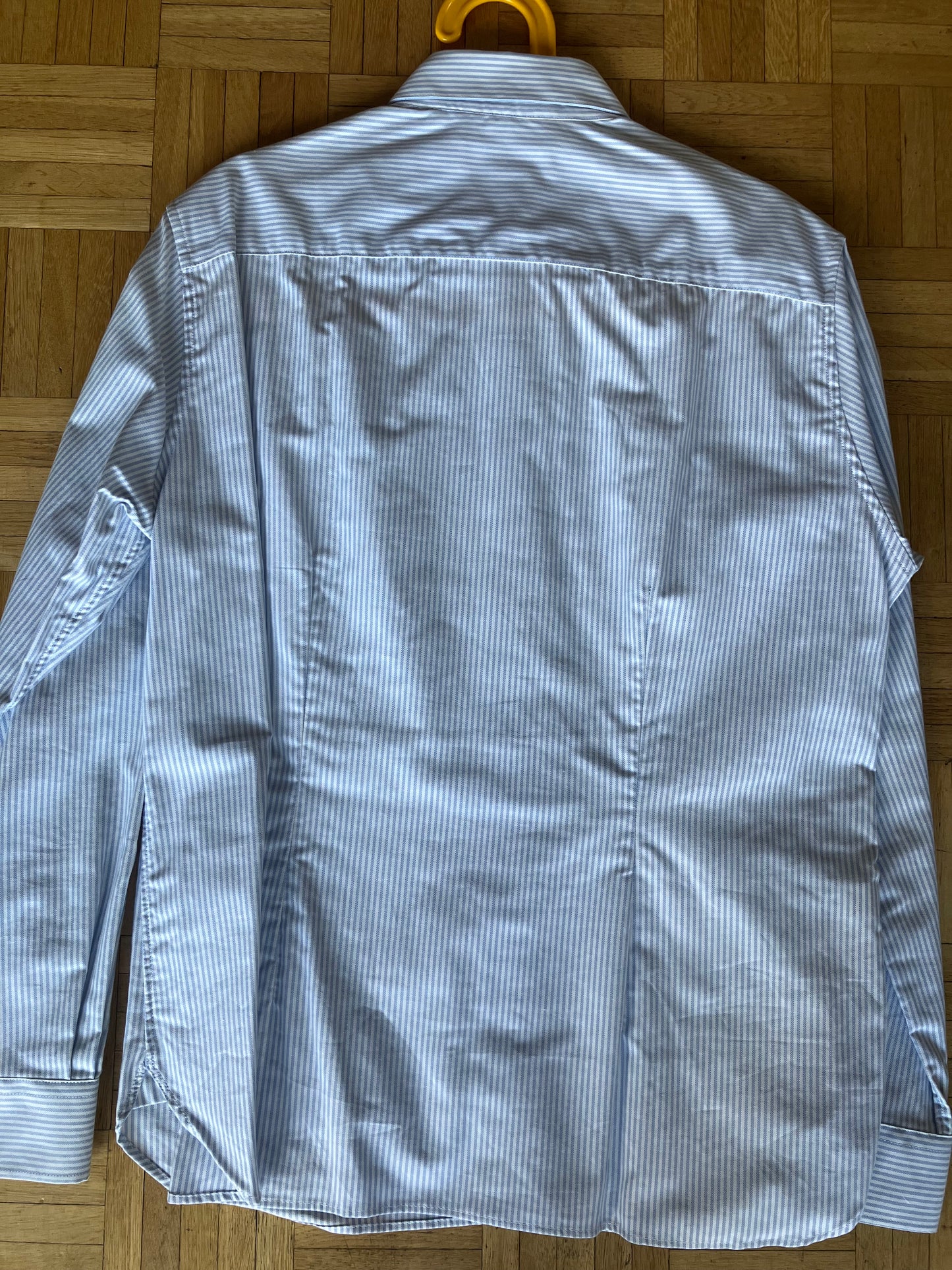 Chemise à rayures