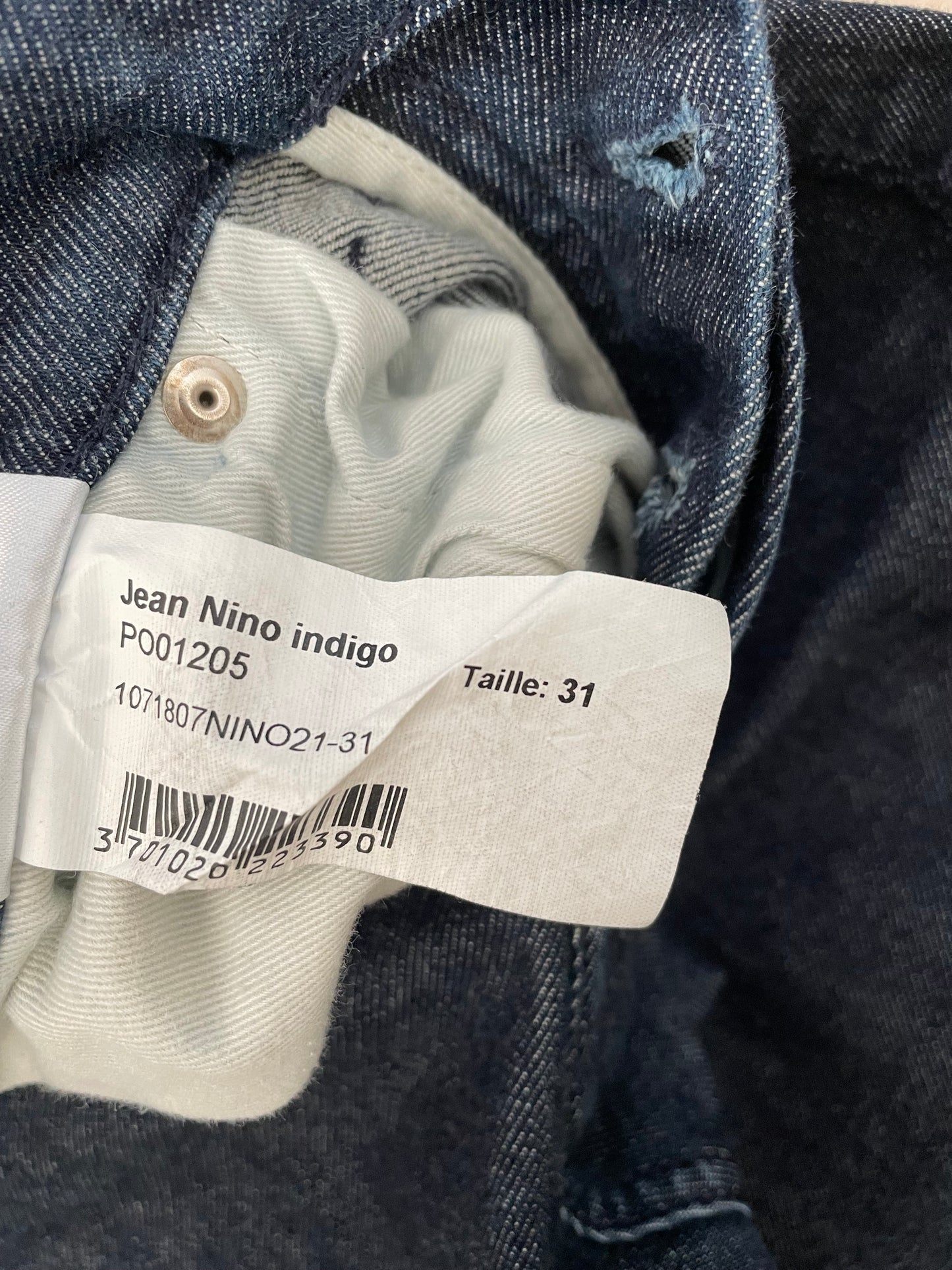 Jean brut Nino