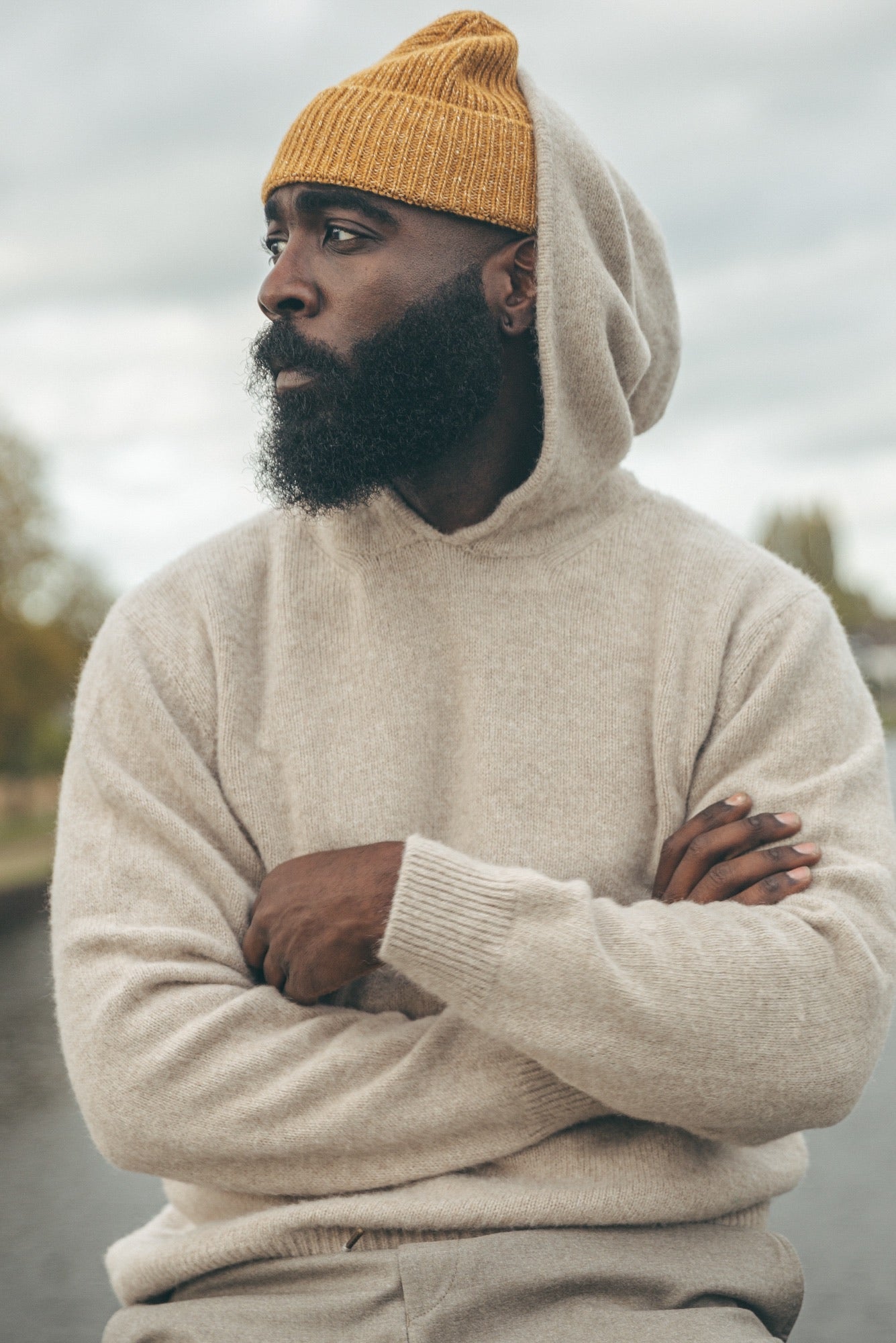 Hoodie Yell beige