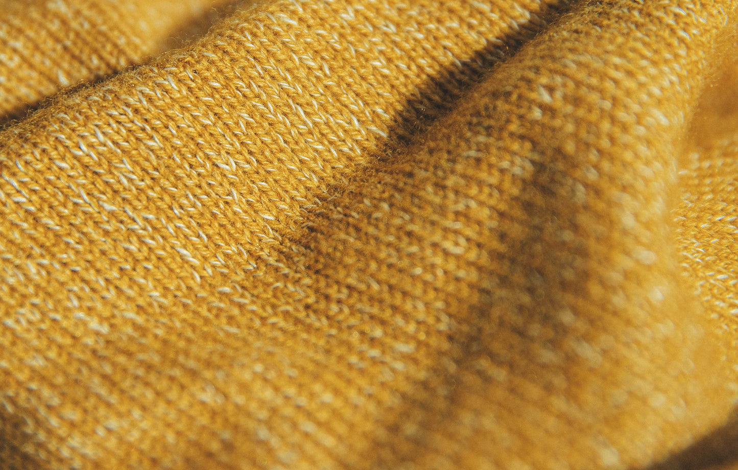 Pull Cetona moutarde