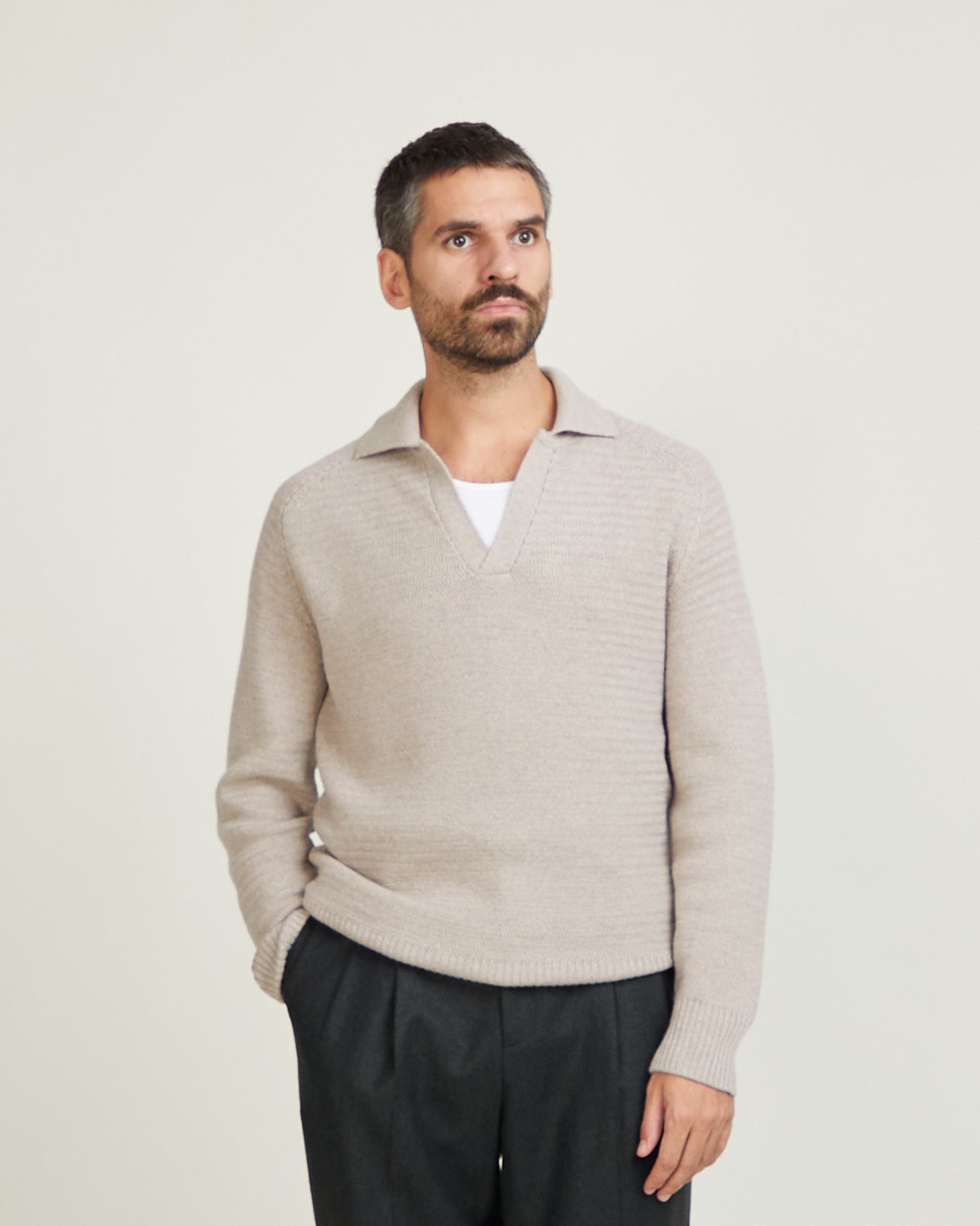 Pull Moena grège